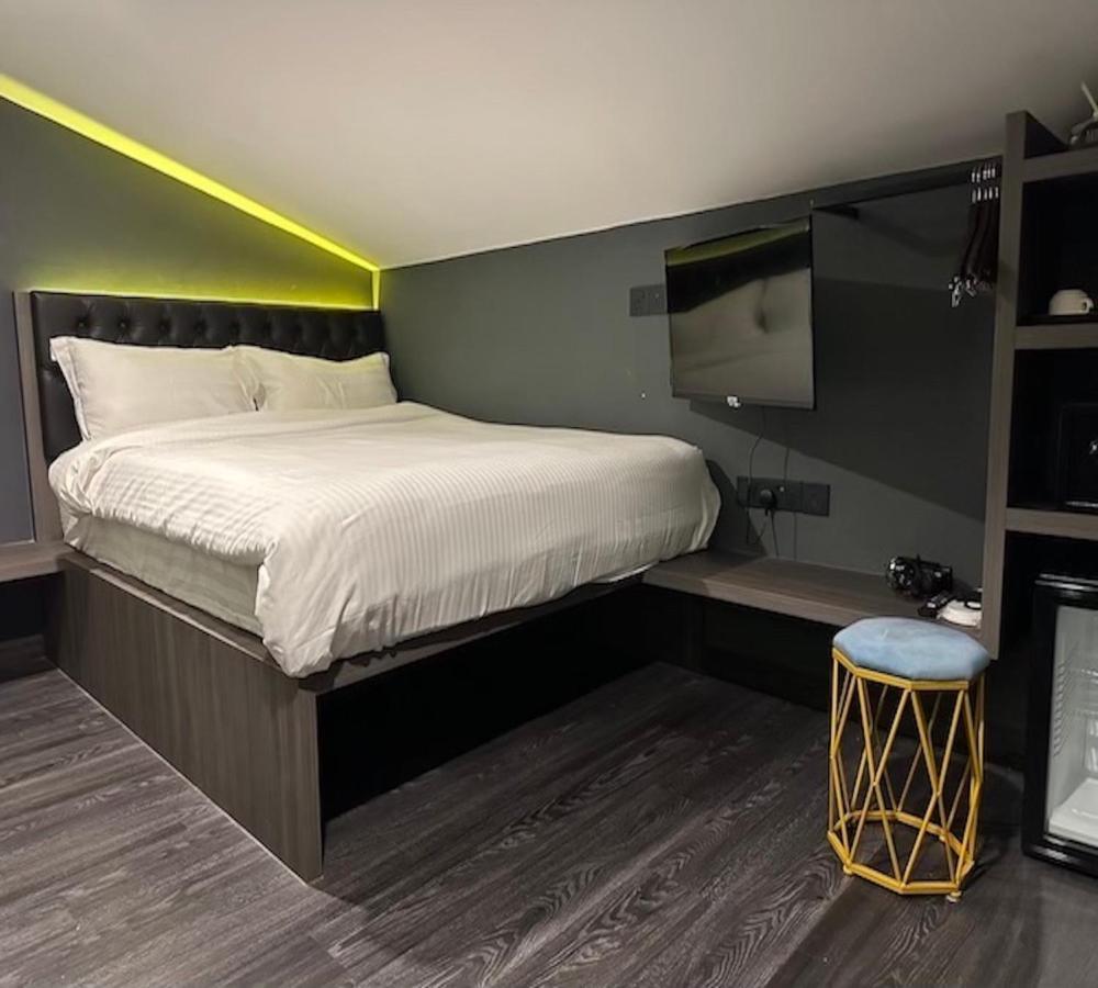 Hotel Jjh - Newly Opened Near Bugis Singapur Dış mekan fotoğraf