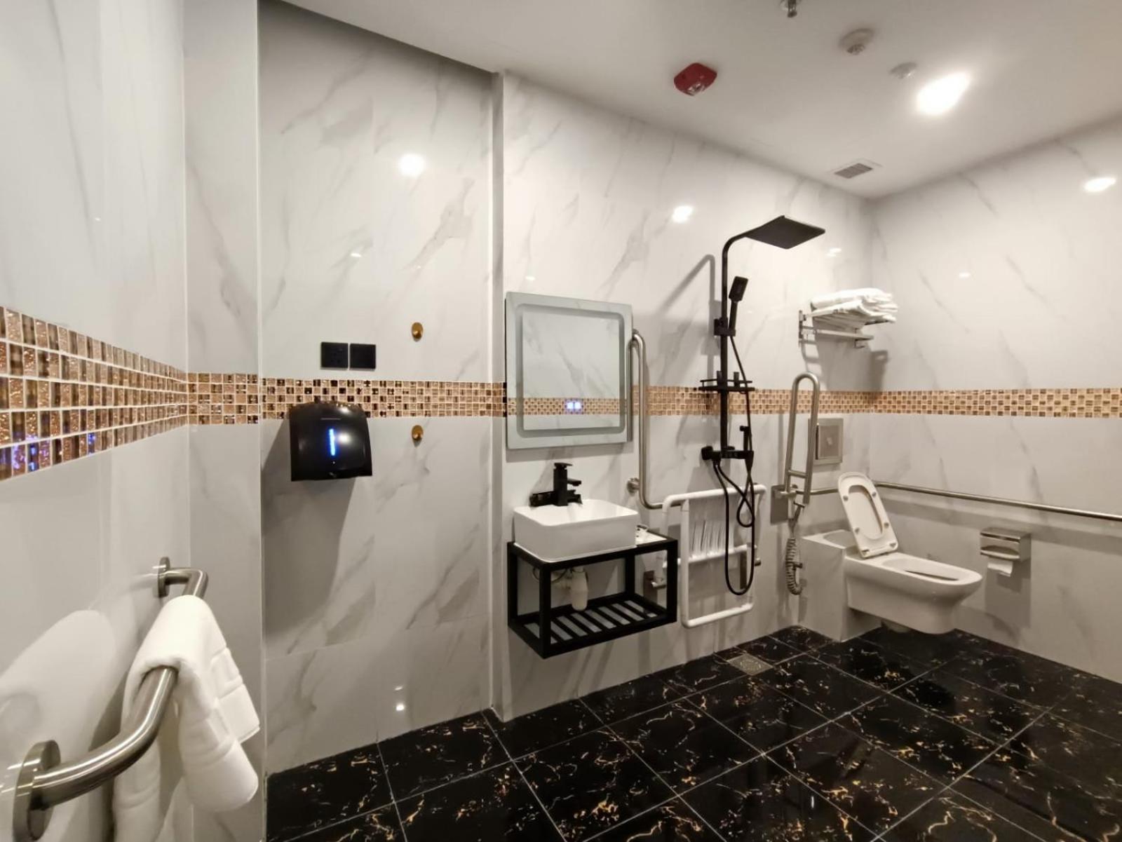 Hotel Jjh - Newly Opened Near Bugis Singapur Dış mekan fotoğraf